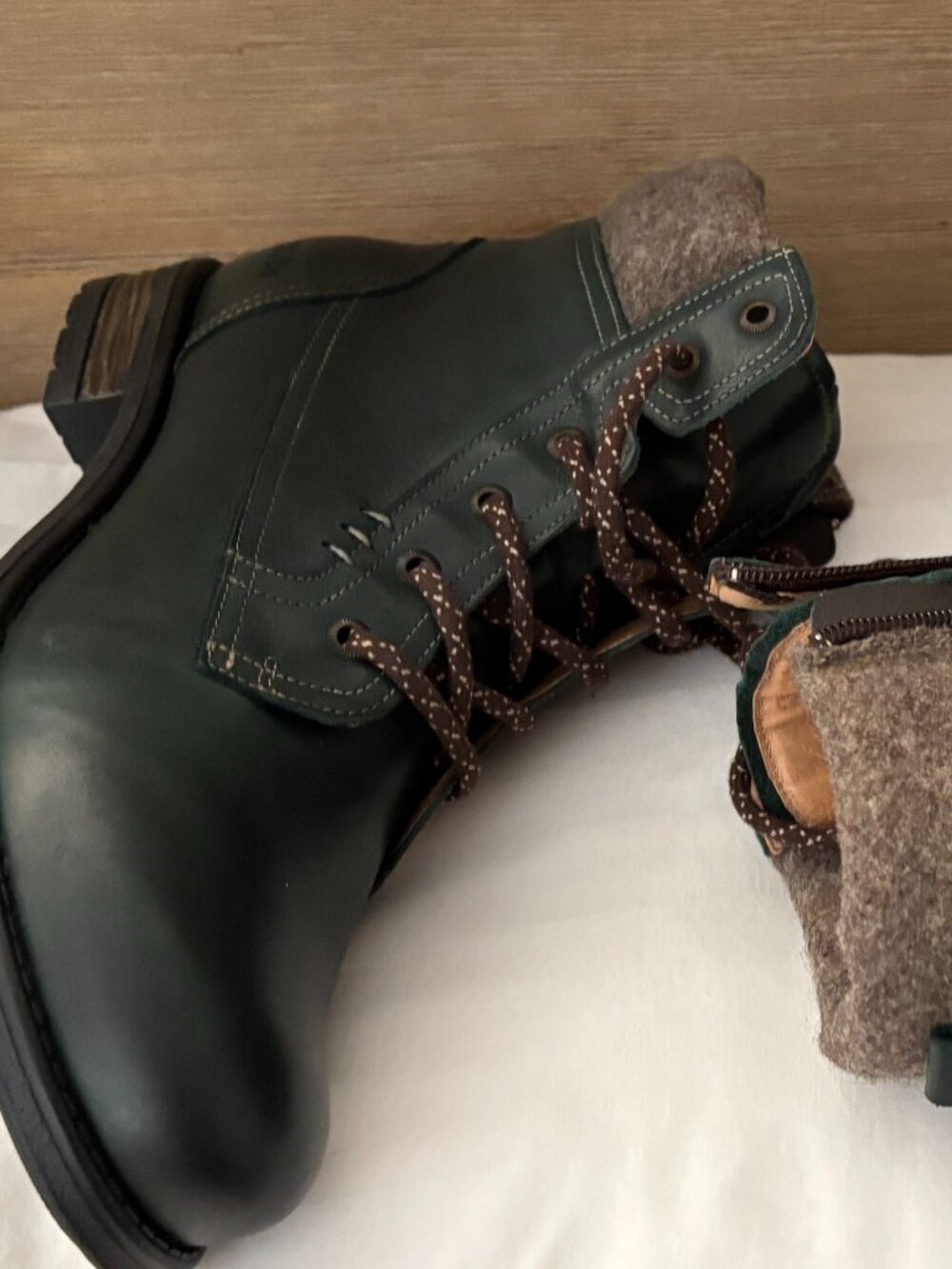 Taos Cutie Boots, green leather, size 40 (EU), 9 (US), Like new! - Picture 3 of 4